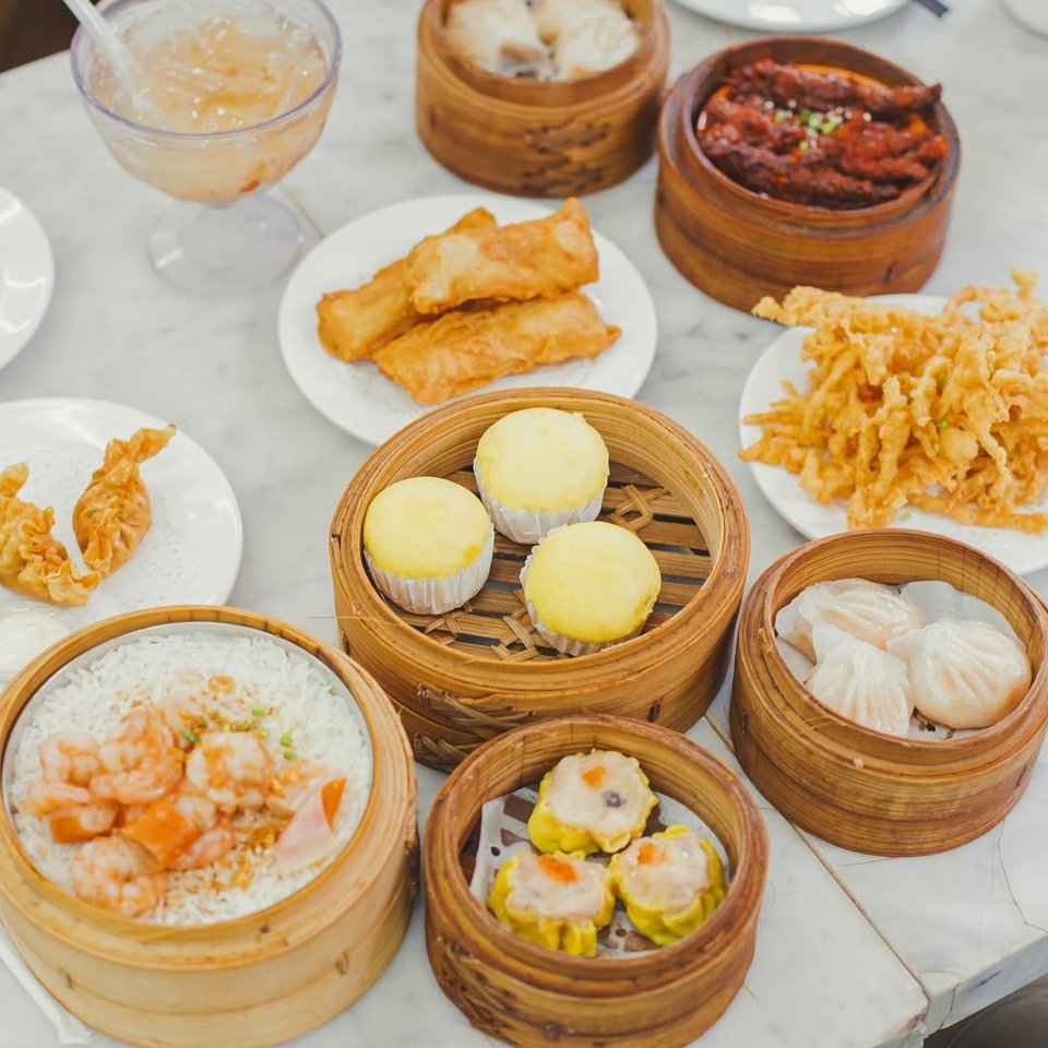 Dimsum SDP Party: Relax at S. Parman Road with Delicious Dimsum